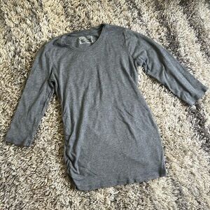 Adorable Gray Motherhood Maternity Top Ruched Sides 3/4 Length Sleeves Small